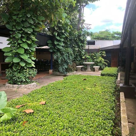 Hotel Savannah Playas del Coco エクステリア 写真