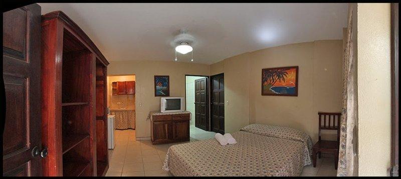 Hotel Savannah Playas del Coco エクステリア 写真